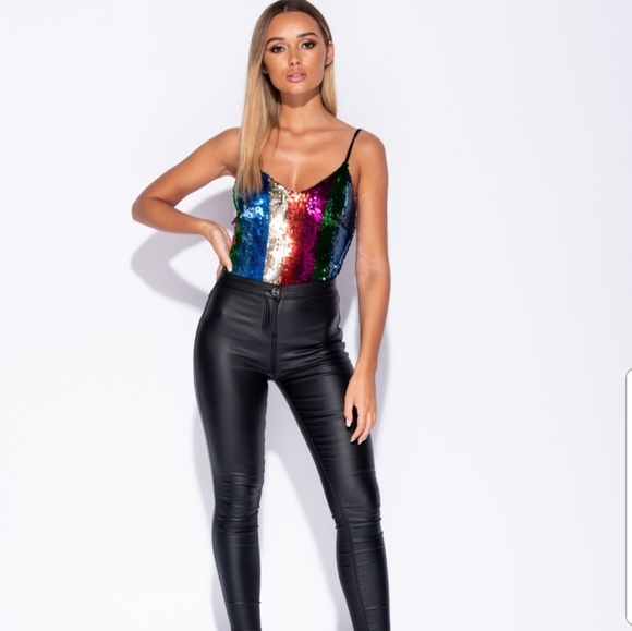 🔥LAST ONE🔥Sequinced Bodysuit - Picture 2 of 6
